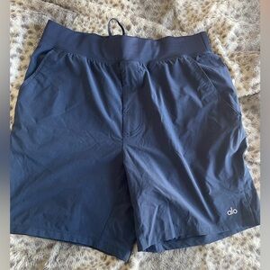 Alo Yoga 7” Repetition short - Large - Navy Blue